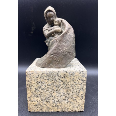 Buciños (Buciños, Carballedo, Lugo, 1938). Maternidad. Bronce.