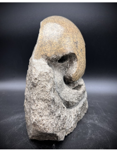 Francisco Pazos. (Cobas, Pontevedra, 1961). Guerreiro. Granito.