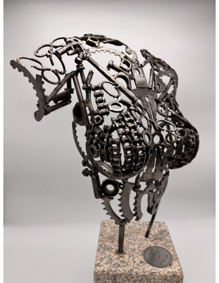 Eugenia Latino (Argentina, 1976). Renacimiento. Materiales reciclados.