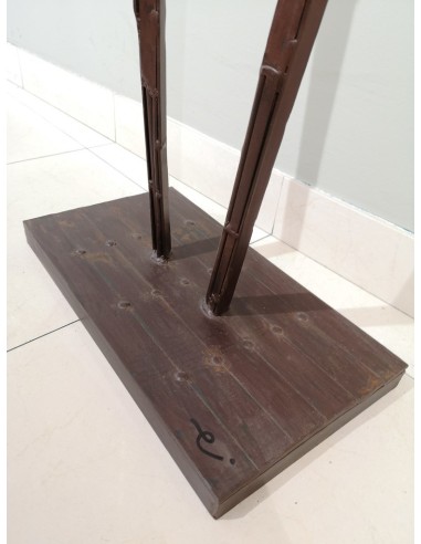 Emile Gireau. (Francia 1987). Tribu. Acero y madera.