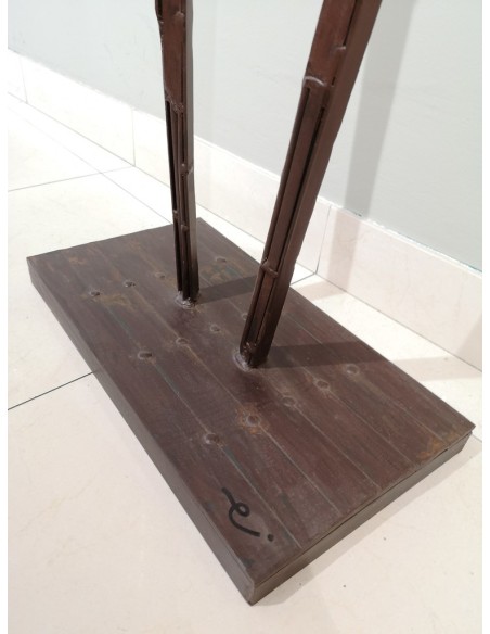 Emile Gireau. (Francia 1987). Tribu. Acero y madera.