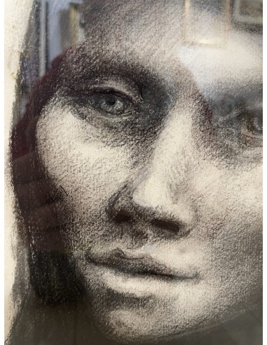 Labra, José María (A Coruña, 1925 - Palma de Mallorca, 1994). Retrato. Carboncillo sobre cartulina..